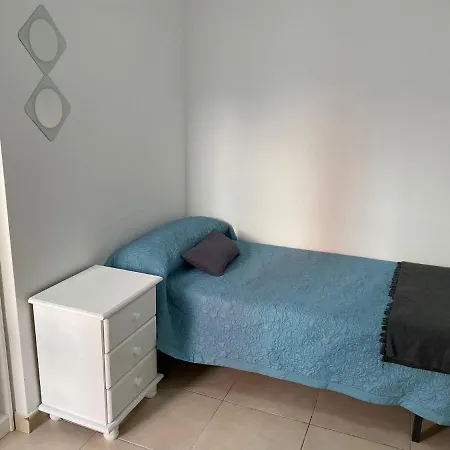 In A Shared In The Centre Of En Piso Compartido 홈스테이 코라레호